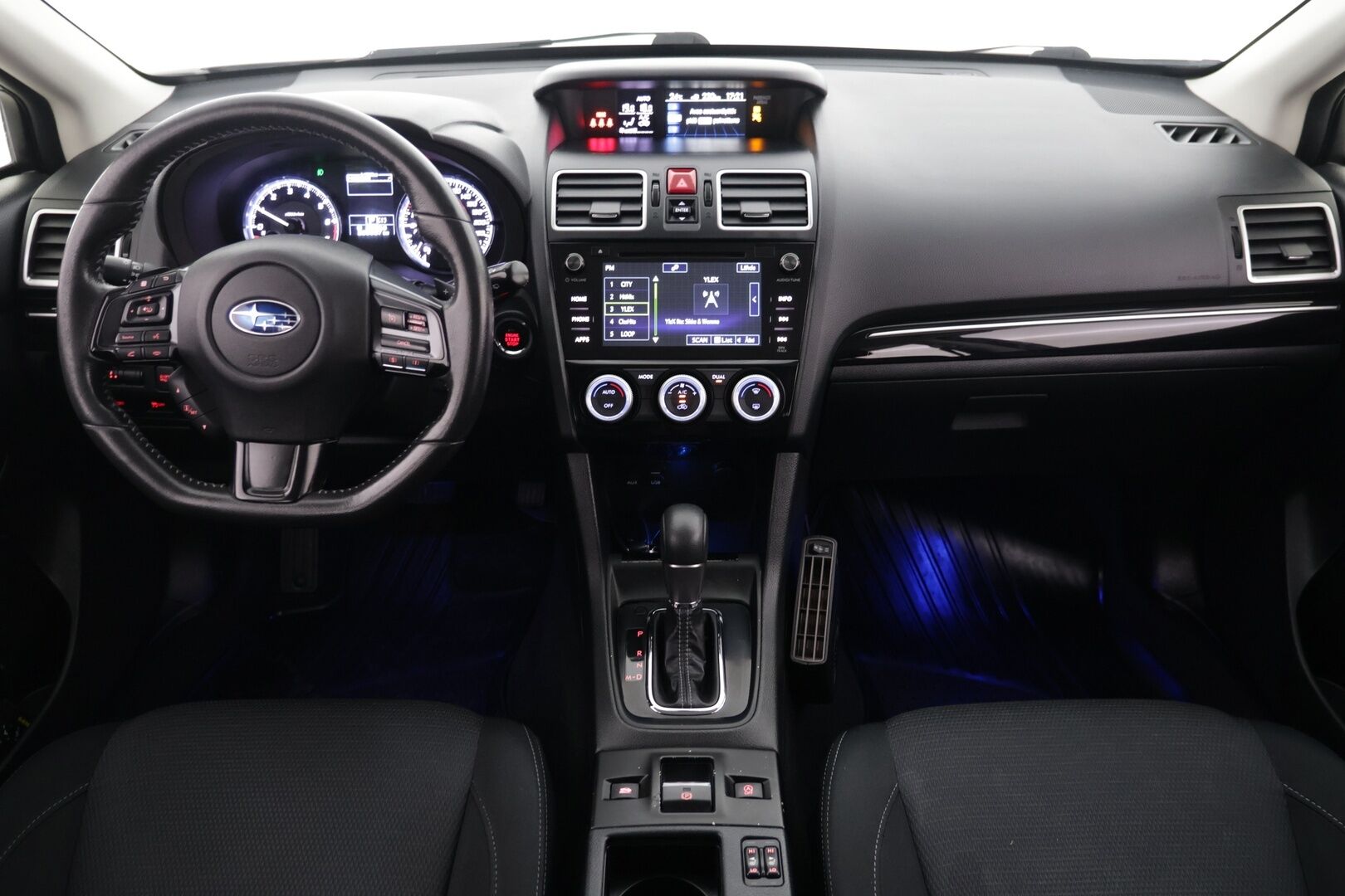 Subaru Levorg 2016 1,6i GT CVT - Neliveto / Vetokoukku / Vakkari / Täydellinen huoltokirja