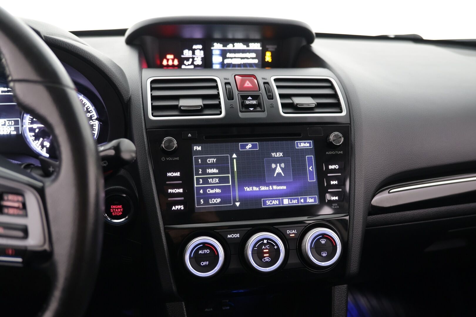 Subaru Levorg 2016 1,6i GT CVT - Neliveto / Vetokoukku / Vakkari / Täydellinen huoltokirja