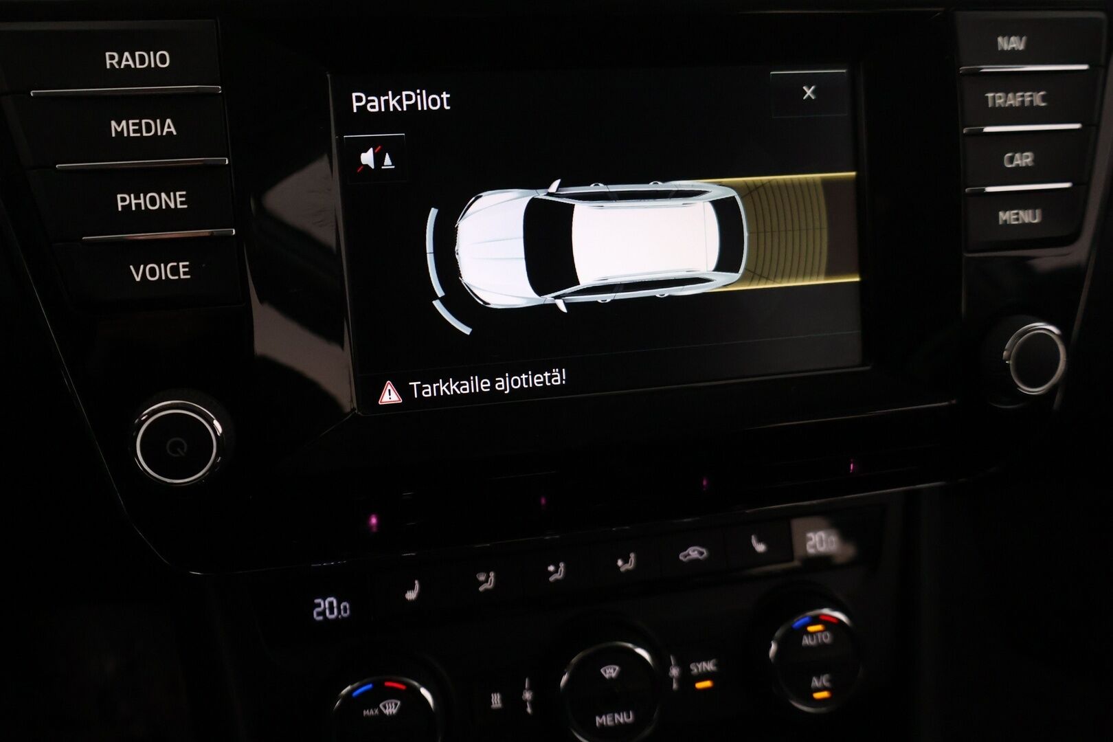 Skoda Superb 2016 Combi 2,0 TDI 190 Style DSG Autom. *YritysOutlet - Myydään vain yrityksille* - *YritysOutlet - Myydään vain yrityksille*