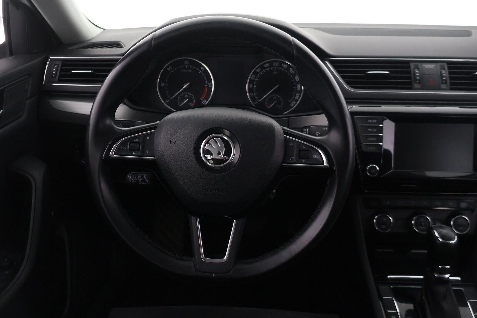 Skoda Superb 2016 Combi 2,0 TDI 190 Style DSG Autom. *YritysOutlet - Myydään vain yrityksille* - *YritysOutlet - Myydään vain yrityksille*