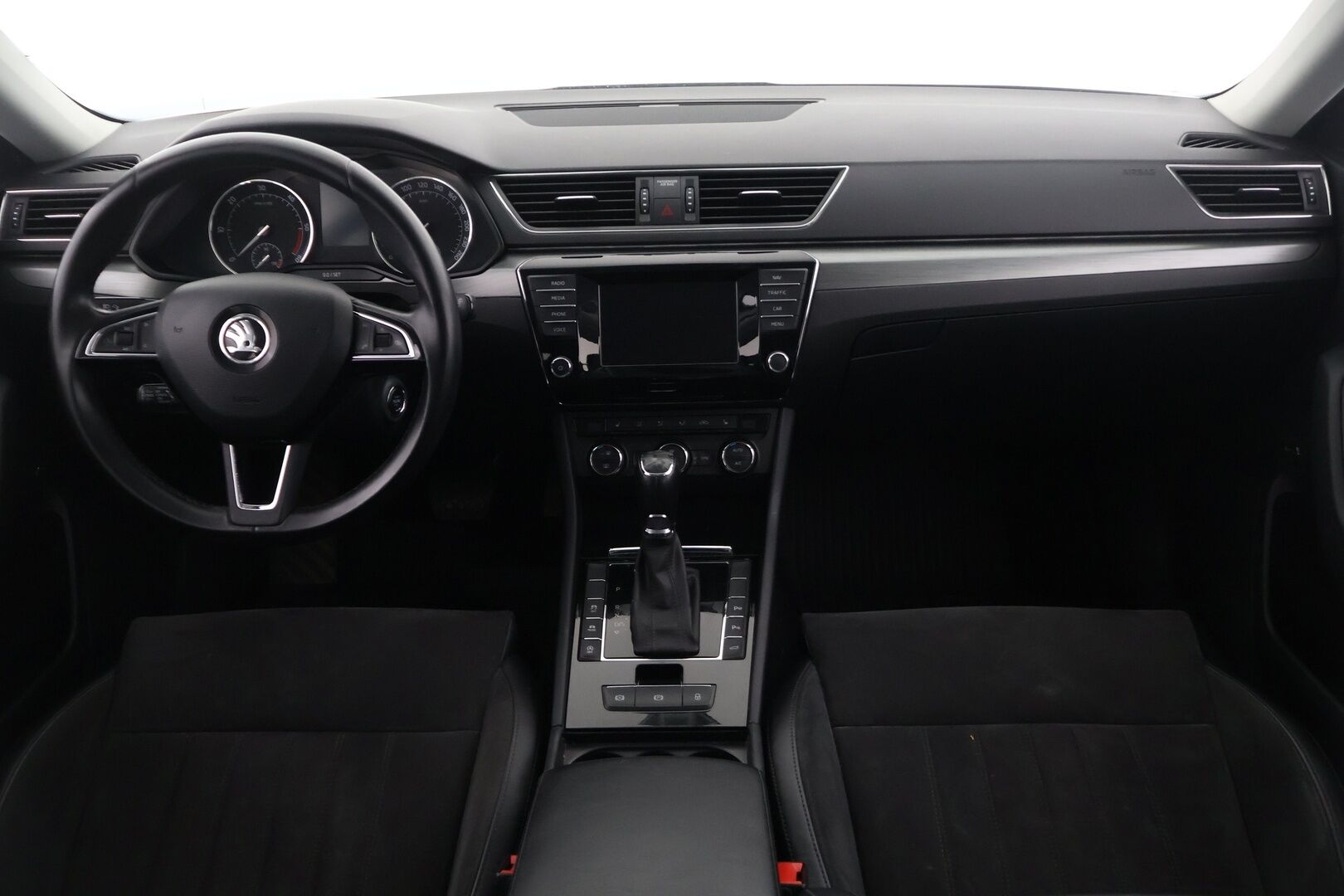 Skoda Superb 2016 Combi 2,0 TDI 190 Style DSG Autom. *YritysOutlet - Myydään vain yrityksille* - *YritysOutlet - Myydään vain yrityksille*