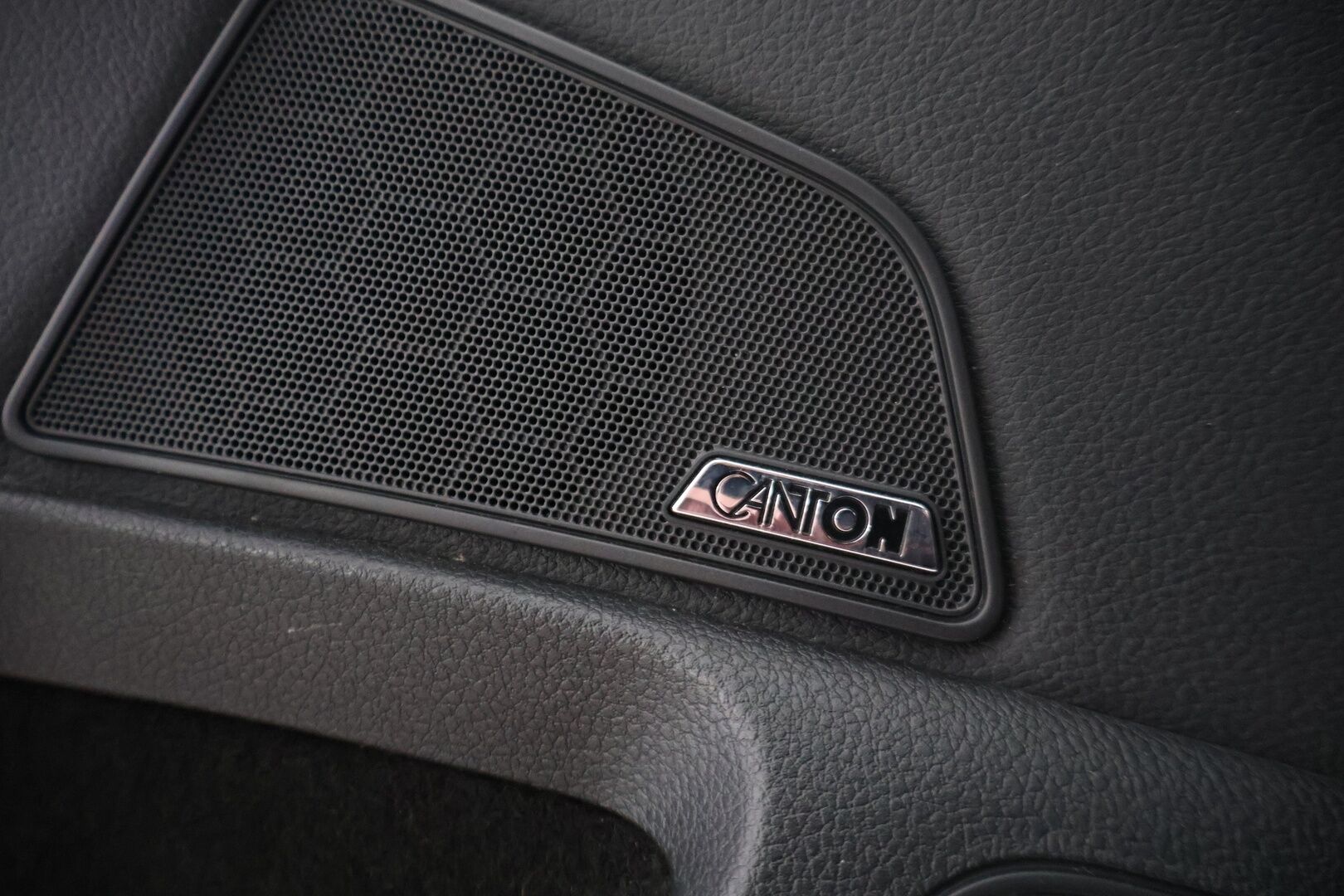 Skoda Superb 2016 Combi 2,0 TDI 190 Style DSG Autom. *YritysOutlet - Myydään vain yrityksille* - *YritysOutlet - Myydään vain yrityksille*