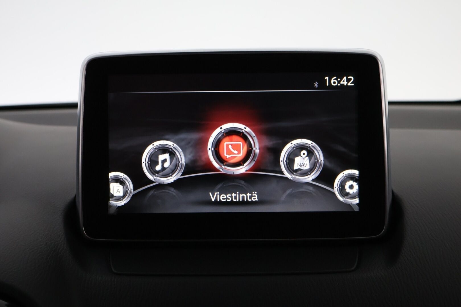 Mazda CX-3 2016 2,0 (120) SKYACTIV-G Premium Plus 6AT  * Vakkari / Kaistavahti / Lohko&Sisä / P.Tutka / LED! - 2x Hyvät Renkaat / Huippusiisti! 