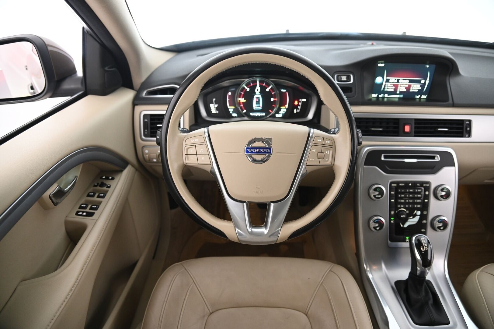 Volvo V70 2016 D3 Business Classic aut*Webasto / Muistipenkit / Navi / BT* - *Juuri saapunut / 2x renkaat & vanteet* - HULLUT AVAJAISHULINAT KORKOTARJOUS 3,29 %