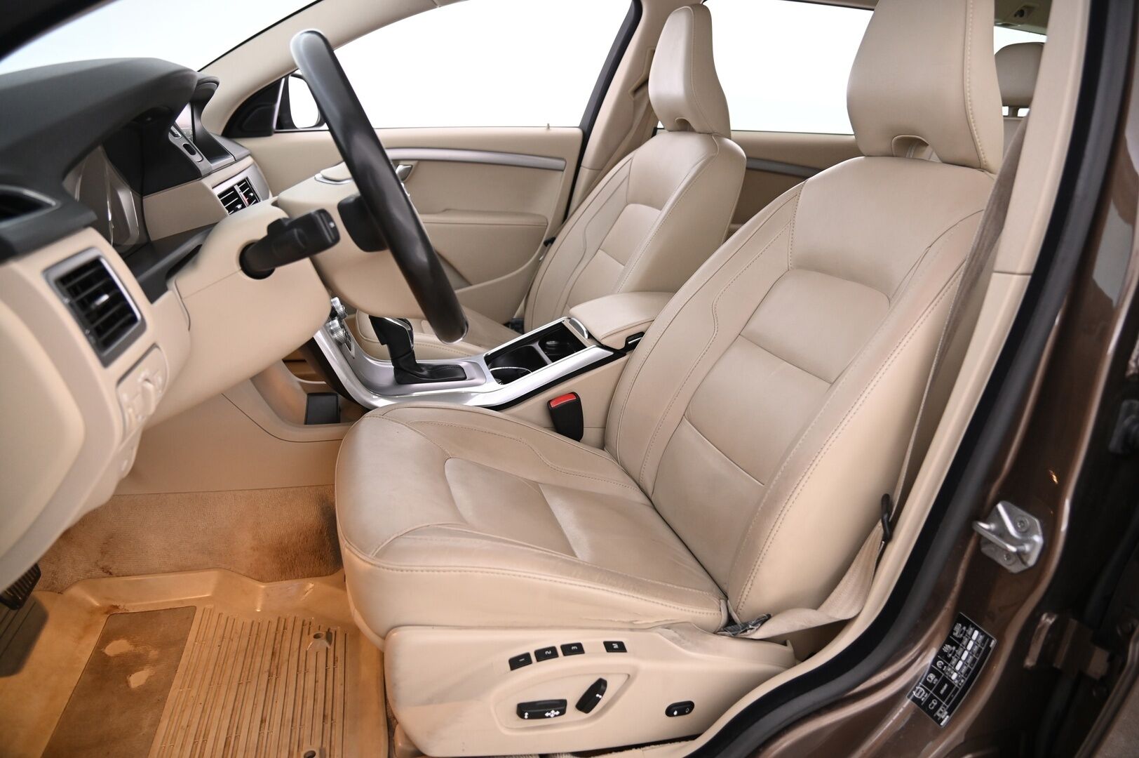 Volvo V70 2016 D3 Business Classic aut*Webasto / Muistipenkit / Navi / BT* - *Juuri saapunut / 2x renkaat & vanteet* - HULLUT AVAJAISHULINAT KORKOTARJOUS 3,29 %