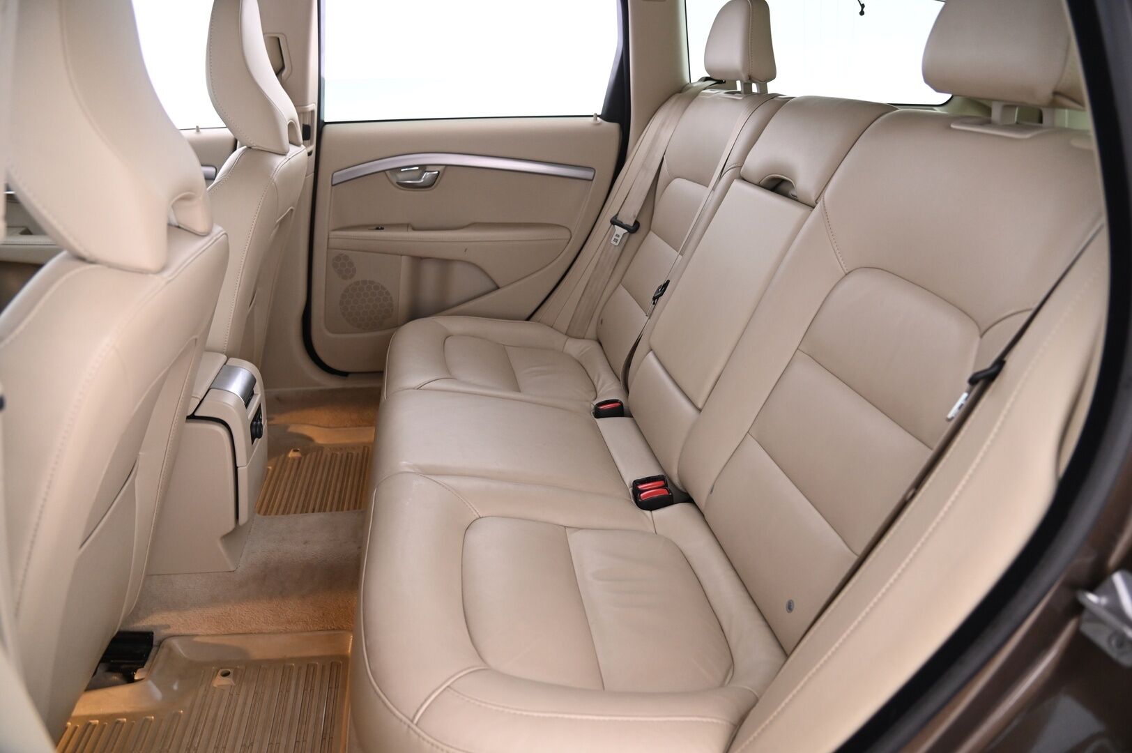 Volvo V70 2016 D3 Business Classic aut*Webasto / Muistipenkit / Navi / BT* - *Juuri saapunut / 2x renkaat & vanteet* - HULLUT AVAJAISHULINAT KORKOTARJOUS 3,29 %