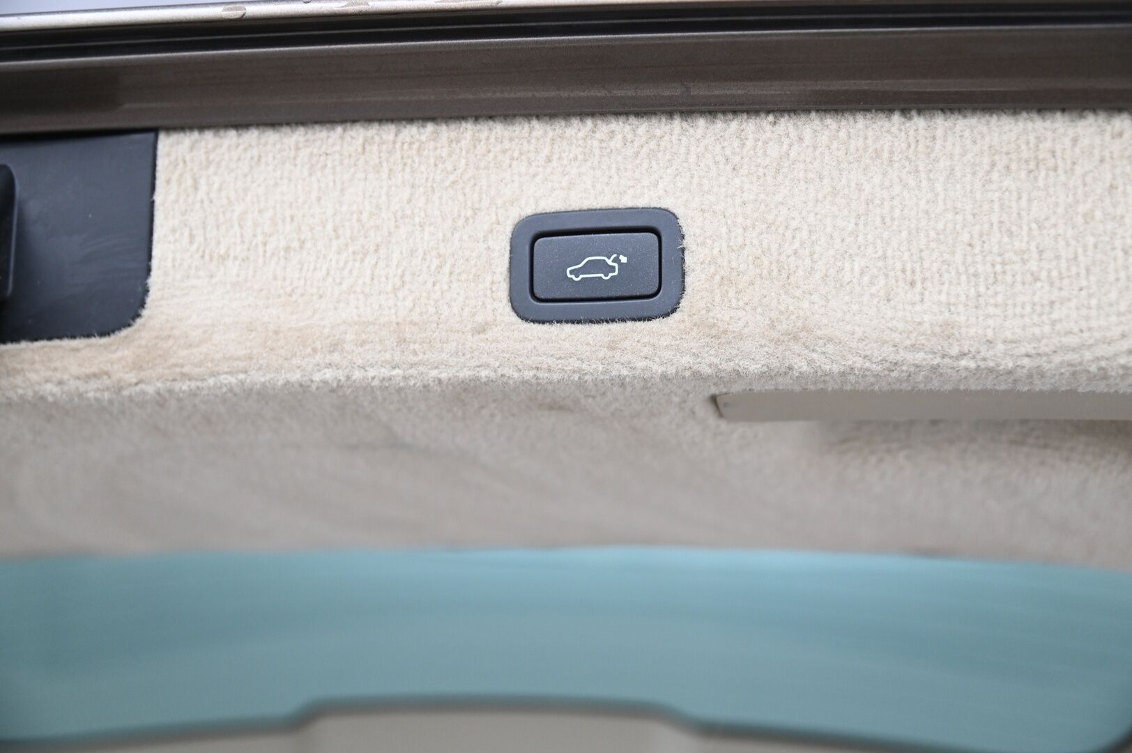 Volvo V70 2016 D3 Business Classic aut*Webasto / Muistipenkit / Navi / BT* - *Juuri saapunut / 2x renkaat & vanteet* - HULLUT AVAJAISHULINAT KORKOTARJOUS 3,29 %