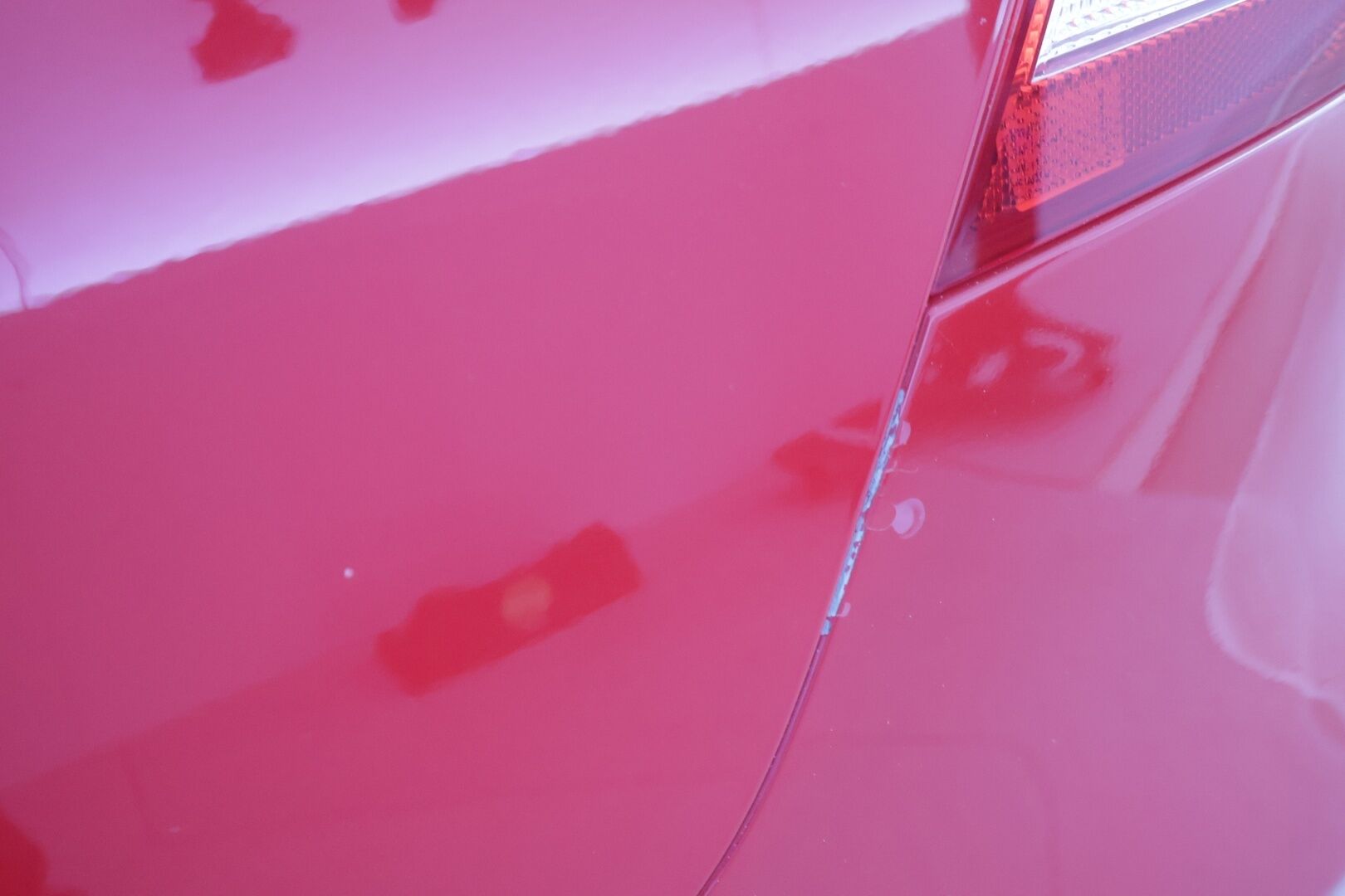 Volkswagen Passat 2013 *Myydään huutokaupat.com* - * Vakionopeudensäädin | Puolisähkösäätöinen kuljettajan istuin | 2x Alut | Huoltokirja *