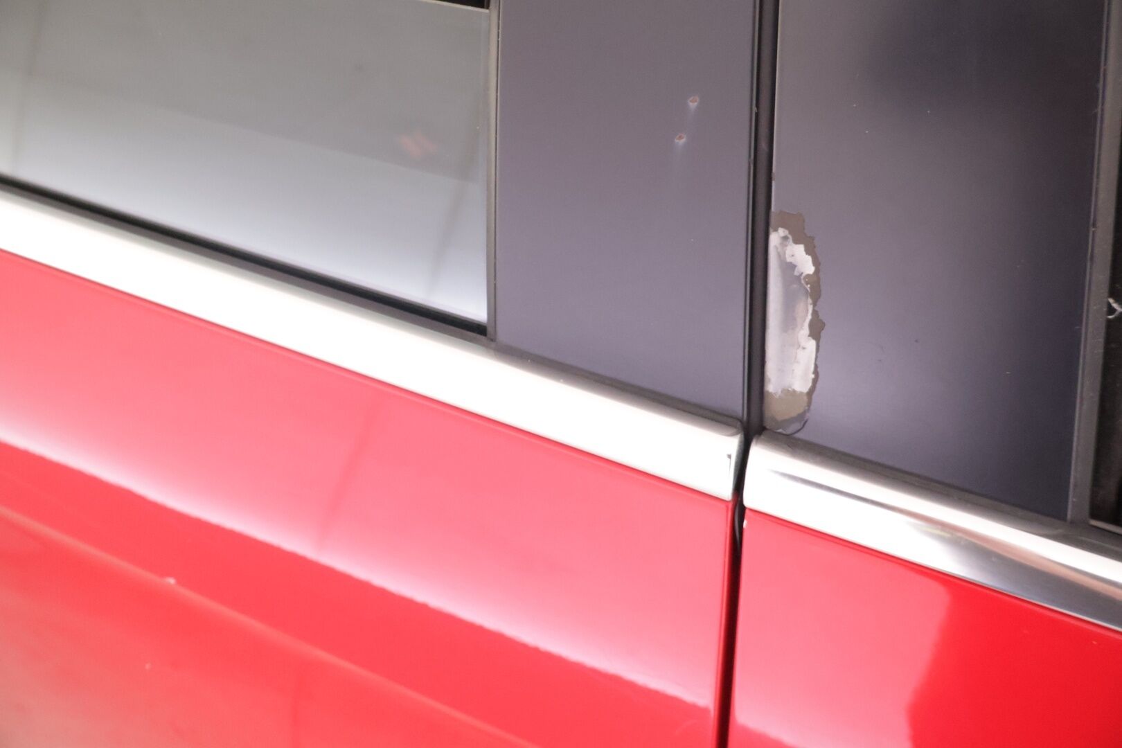 Volkswagen Passat 2013 *Myydään huutokaupat.com* - * Vakionopeudensäädin | Puolisähkösäätöinen kuljettajan istuin | 2x Alut | Huoltokirja *