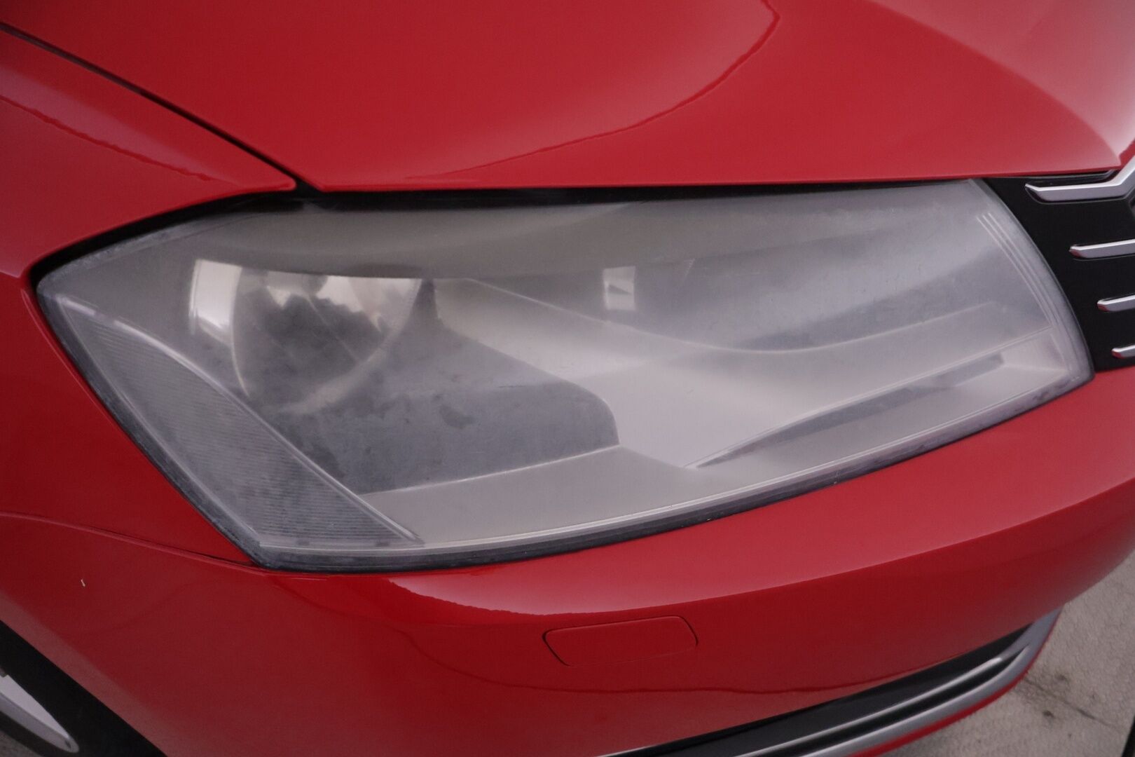 Volkswagen Passat 2013 *Myydään huutokaupat.com* - * Vakionopeudensäädin | Puolisähkösäätöinen kuljettajan istuin | 2x Alut | Huoltokirja *