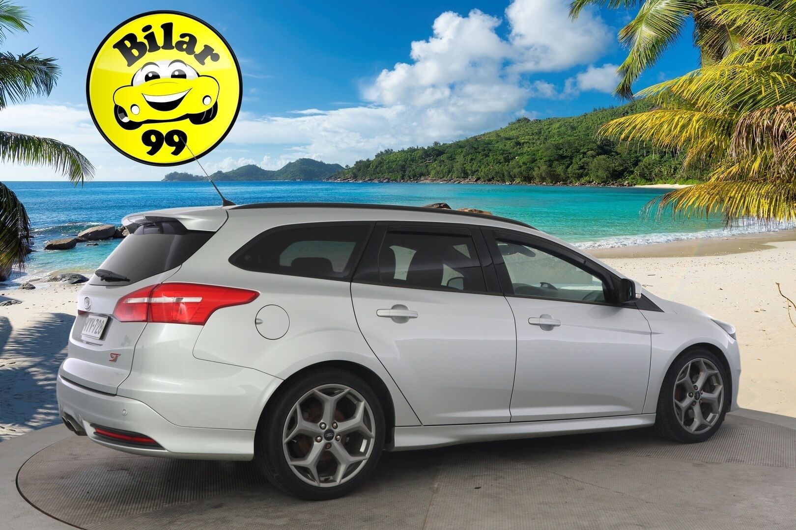 Ford Focus 2016 ST 2,0 TDCi 185 hv start/stop PowerShift A6 ST Wagon - | Recaro-penkit | Webasto | Lämm. tuulilasi | Avaimeton kulku ja -käynnistys | Tutkat | Navi |