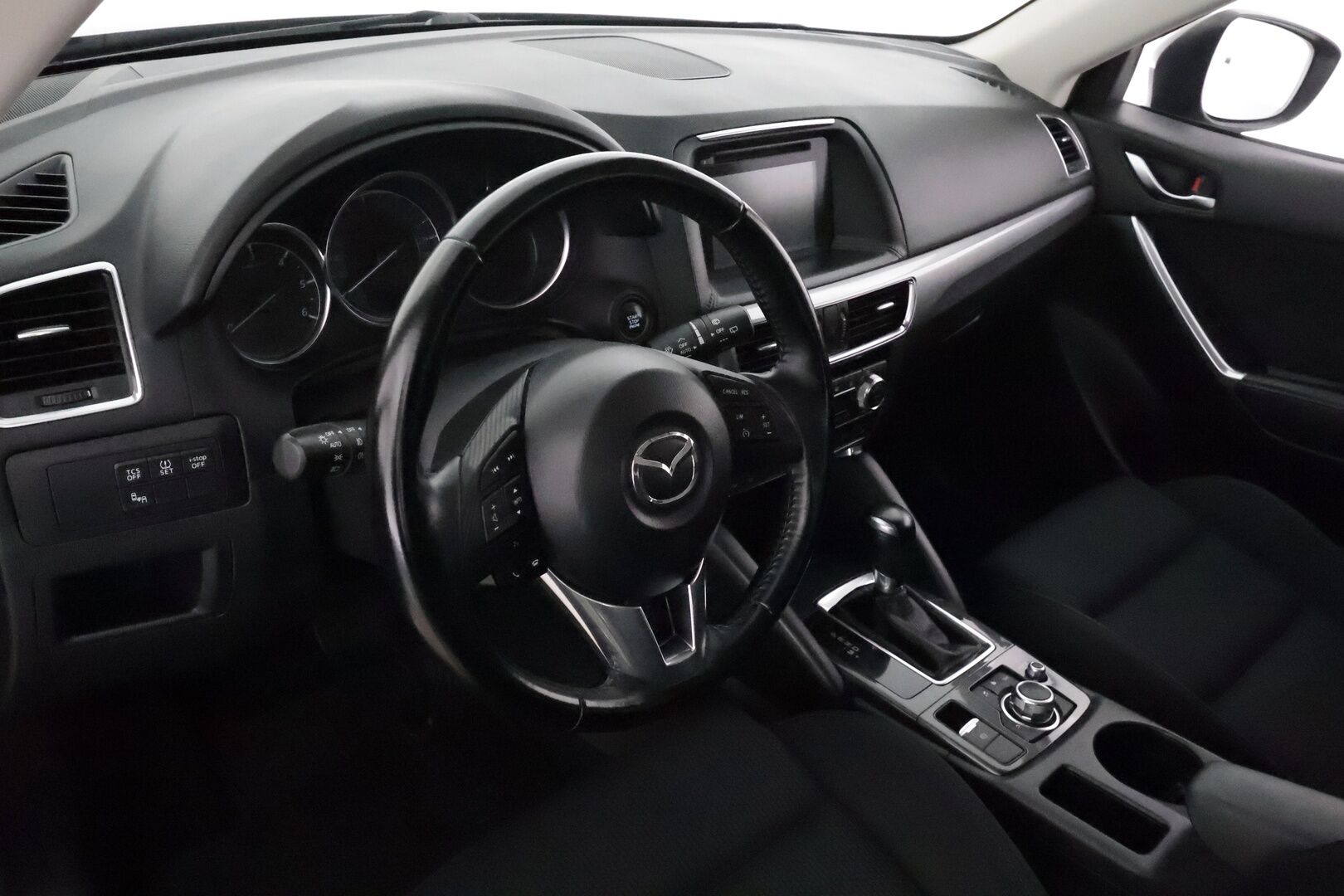 Mazda CX-5 2017 2,2 (150) SKYACTIV-D Premium Plus 6AT 5ov AWD QJ2 **Vakkari / Navi / P.tutkat / Koukkku / Lohkolämmitin / Bluetooth**