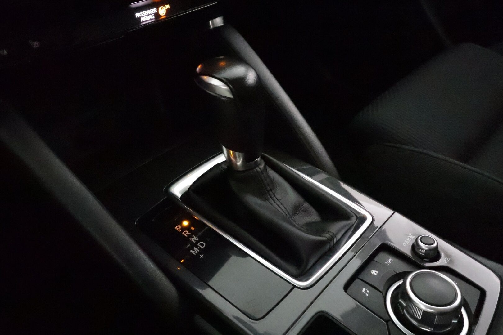 Mazda CX-5 2017 2,2 (150) SKYACTIV-D Premium Plus 6AT 5ov AWD QJ2 **Vakkari / Navi / P.tutkat / Koukkku / Lohkolämmitin / Bluetooth**