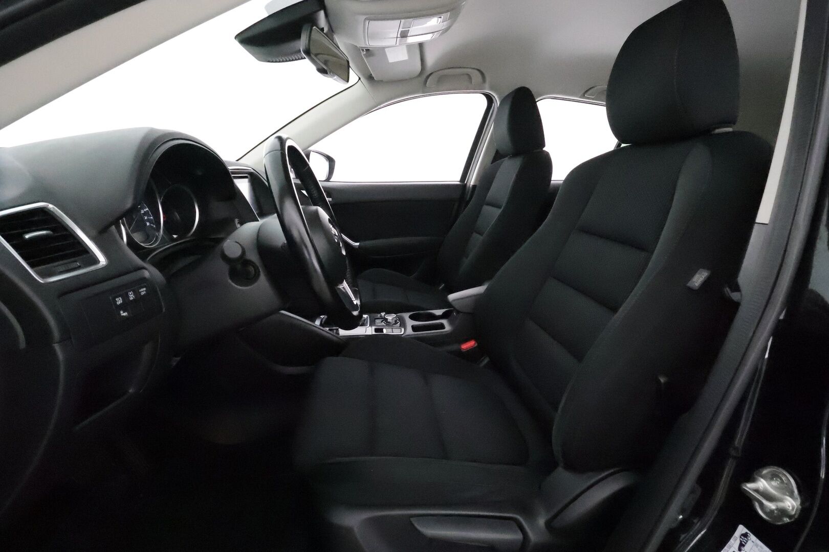 Mazda CX-5 2017 2,2 (150) SKYACTIV-D Premium Plus 6AT 5ov AWD QJ2 **Vakkari / Navi / P.tutkat / Koukkku / Lohkolämmitin / Bluetooth**