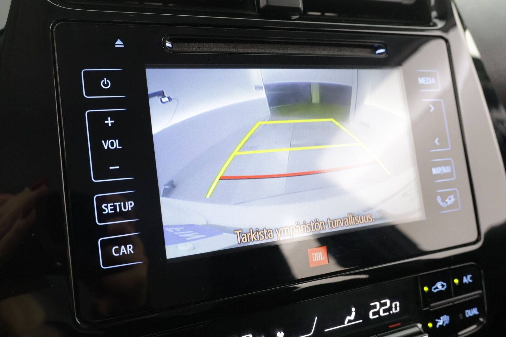 Toyota Prius 2016 Business - ACC / HUD / P-Kamera / Puhelimen langatonlataus - KORKO VAIN 3,99 %