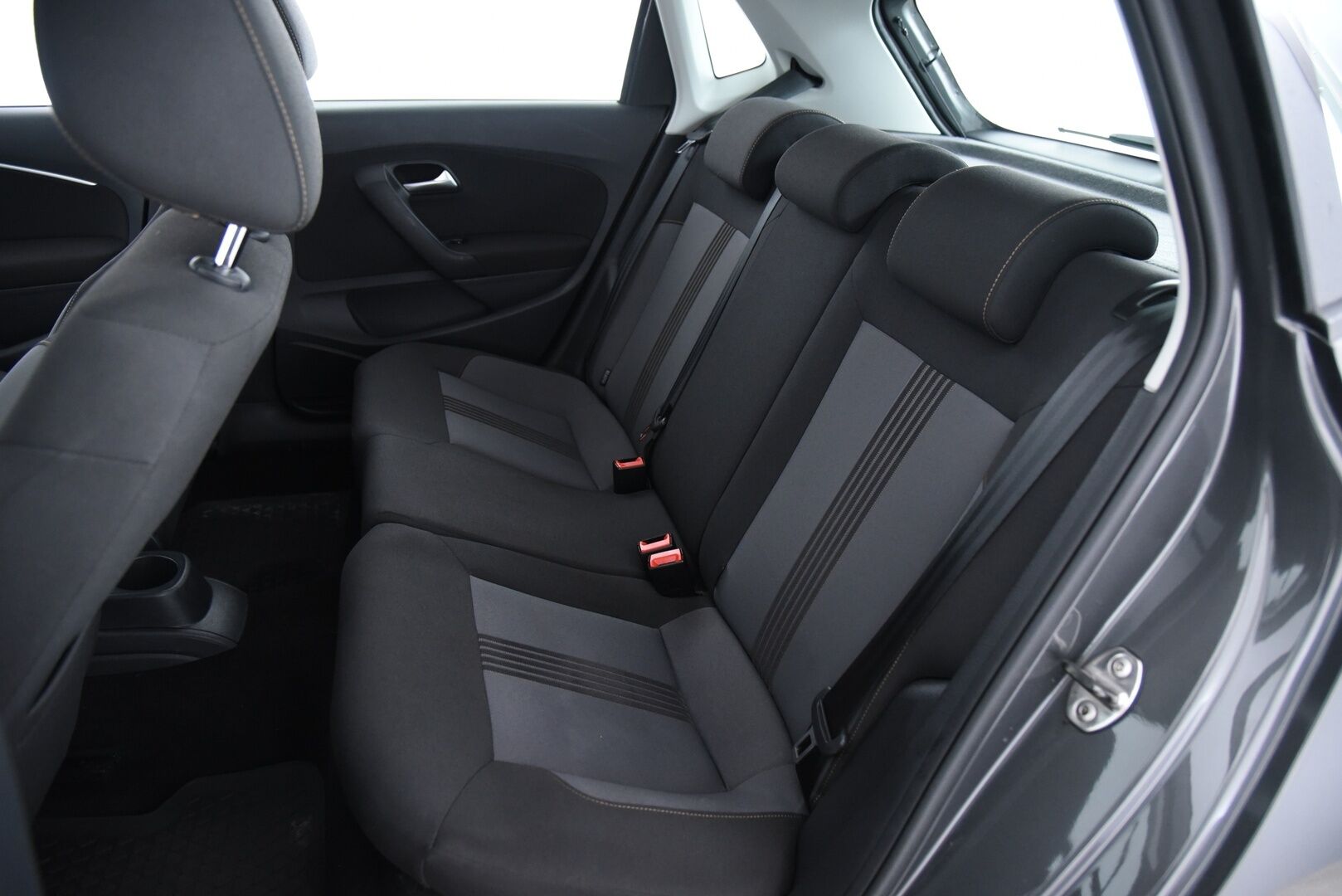 Volkswagen Polo 2016 Allstar 1,2 TSI 66 kW (90 hv) DSG-aut / Suomi-auto / Vakkari / P-tutkat / Bluetooth / - Juuri katsastettu & juuri huollettu / 2x vanteet / Lohko + sisätilalämmitin /