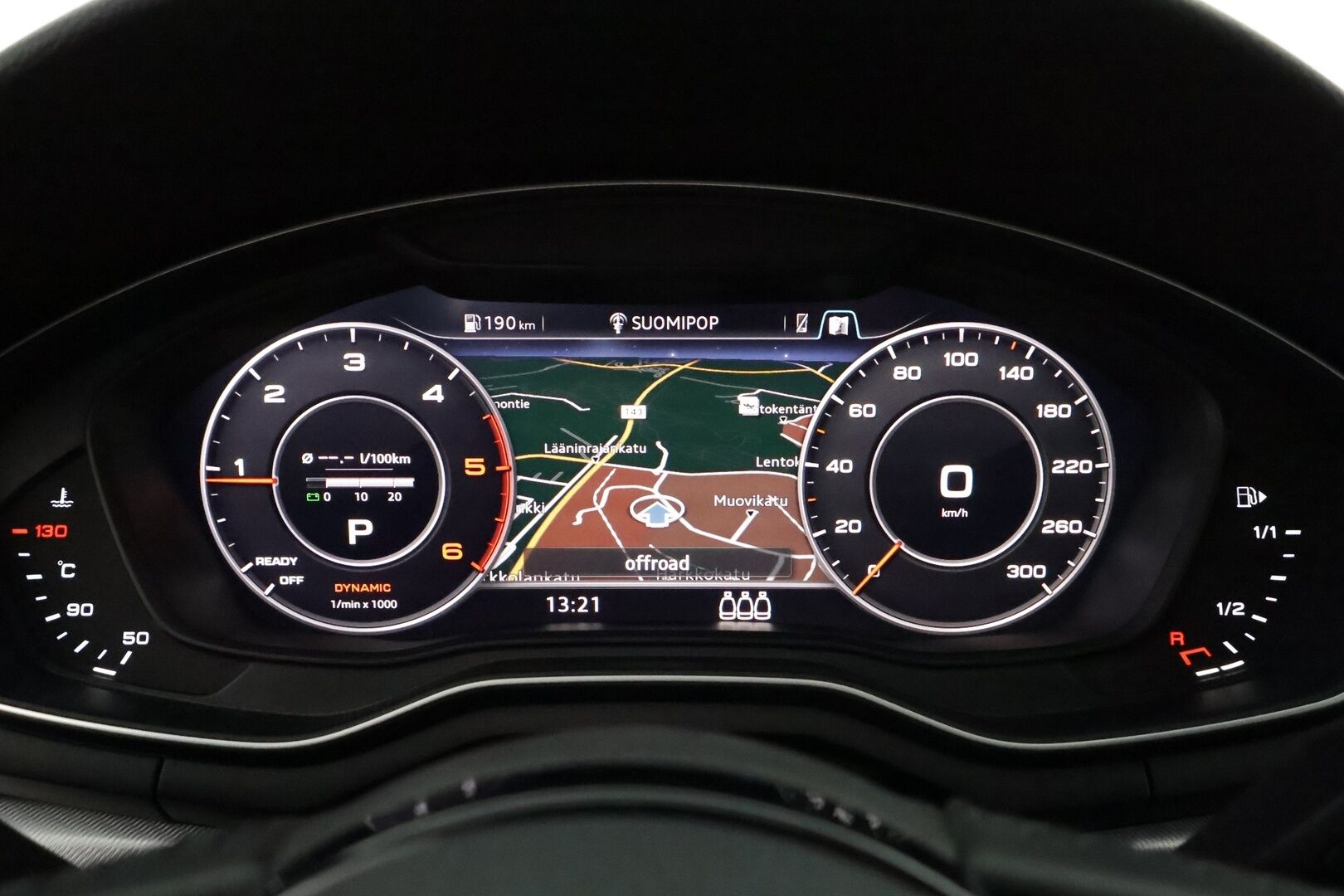 Audi A4 2017 Avant Land of quattro 2,0TDI 140 kW quattro S tronic **Webasto / Koukku / Matrix-LED / Sporttipenkit / P.Tutkat / Navi** - Suomi-auto / Kahdet Renkaat