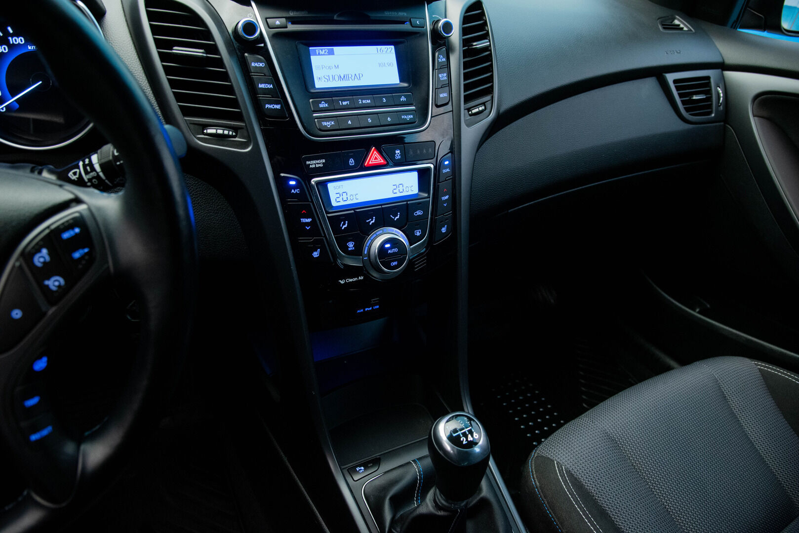 Hyundai i30 Wagon 2017 1,6 6MT ISG GO! ** Suomi-Auto / Lohkolämmitin / Vakionopeudensäädin / P-tutkat ** - HULLUT AVAJAISHULINAT KORKOTARJOUS 3,29 %