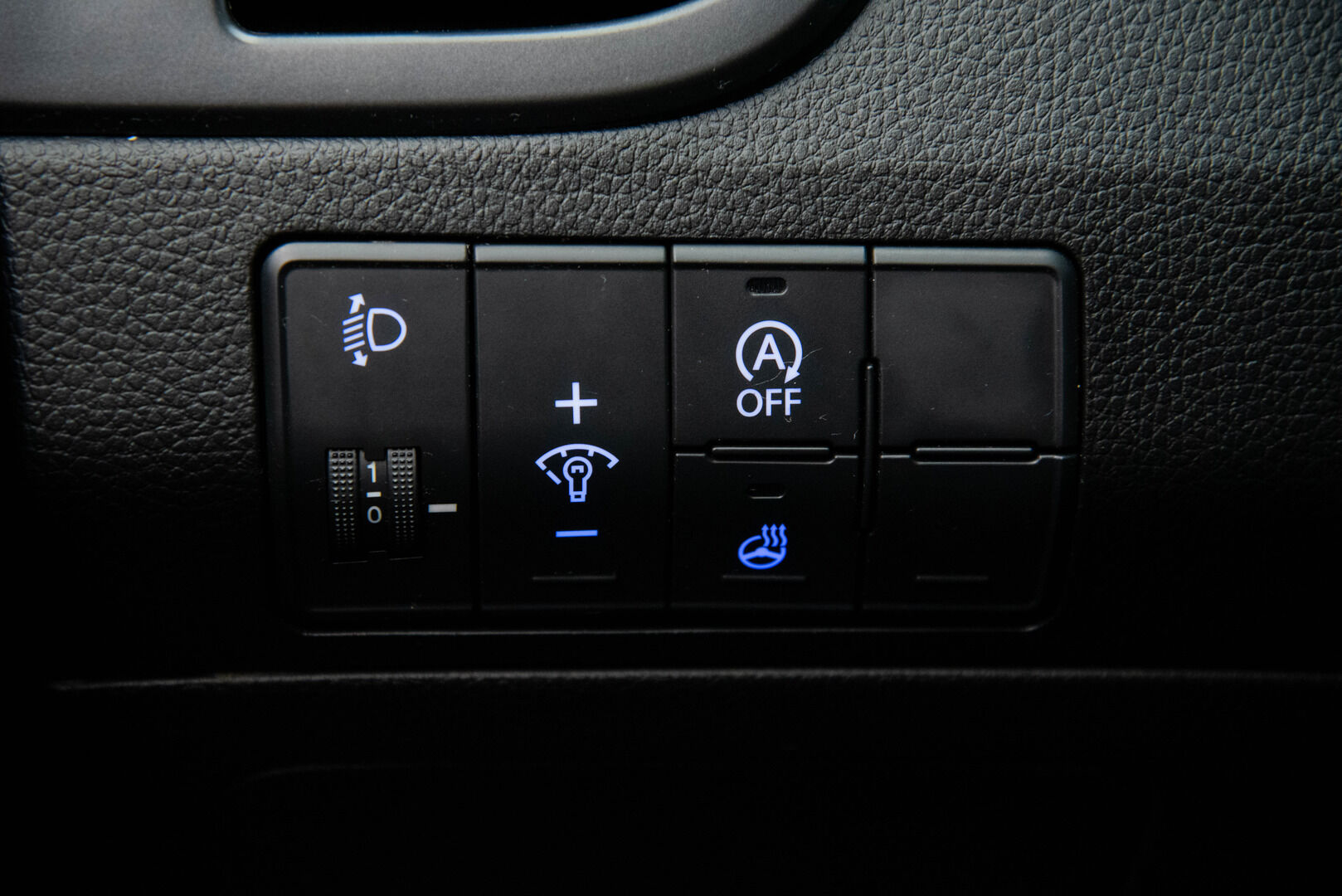 Hyundai i30 Wagon 2017 1,6 6MT ISG GO! ** Suomi-Auto / Lohkolämmitin / Vakionopeudensäädin / P-tutkat ** - HULLUT AVAJAISHULINAT KORKOTARJOUS 3,29 %