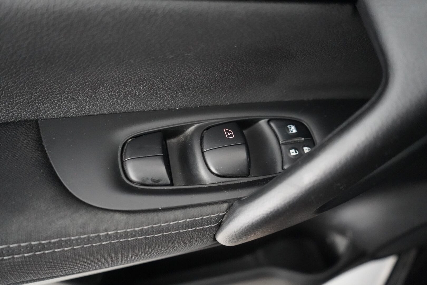 Nissan Qashqai 2016 YritysOutlet - Myydään vain yrityksille - Suomi-auto / Kahdet renkaat / Kattava huoltohistoria!