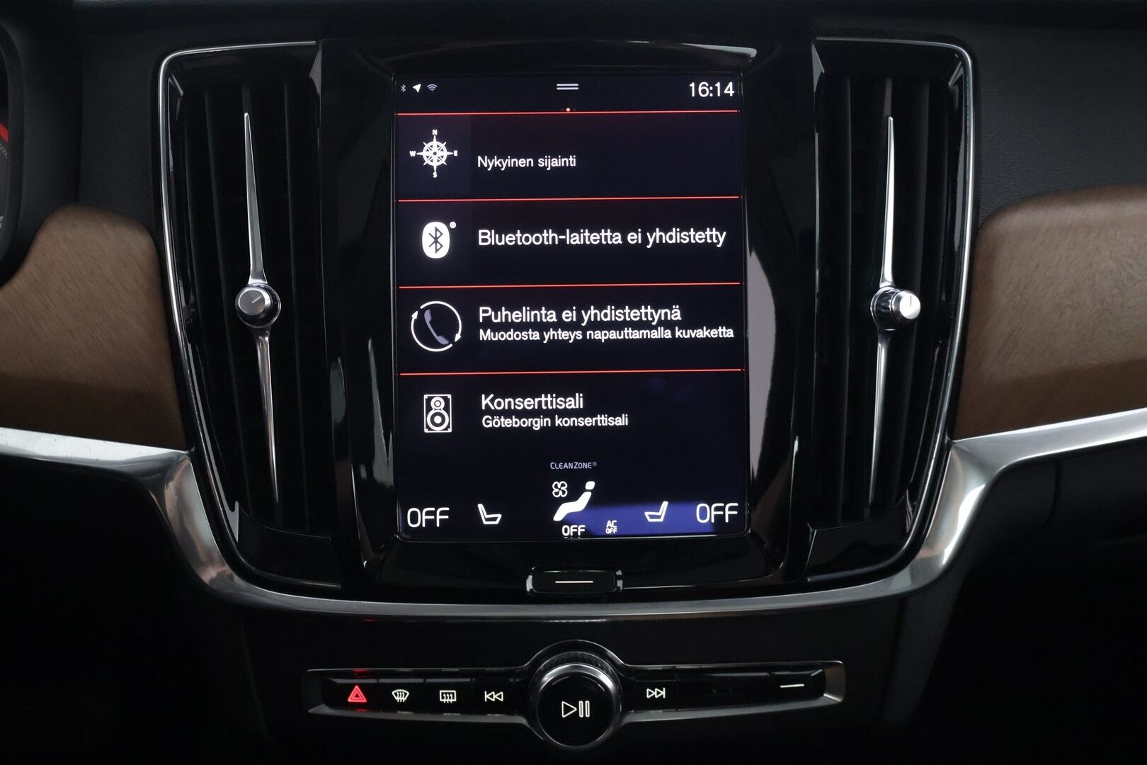 Volvo S90 2017 D5 AWD Inscription aut - | Huippu varusteet | Bower & Wilkins | 360-Kamera | BLIS | Sähkökoukku | Kattoluukku | Webasto | HUD | Adapt.LED | Adapt.Vakkari | 