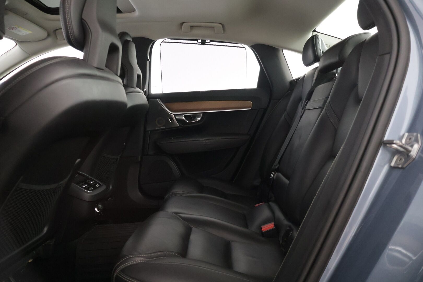 Volvo S90 2017 D5 AWD Inscription aut - | Huippu varusteet | Bower & Wilkins | 360-Kamera | BLIS | Sähkökoukku | Kattoluukku | Webasto | HUD | Adapt.LED | Adapt.Vakkari | 