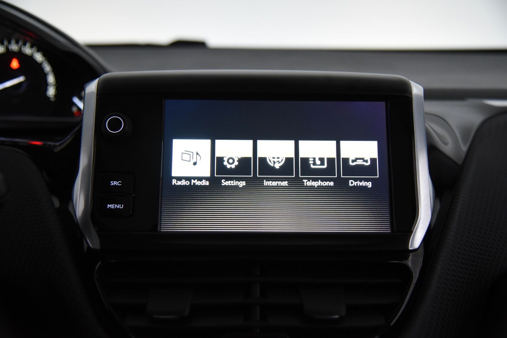 Peugeot 2008 2017 Active VTi 82 / Suomi-Auto / P.tutka / Lasikatto / Vakkari - 2x Aluvanteet 