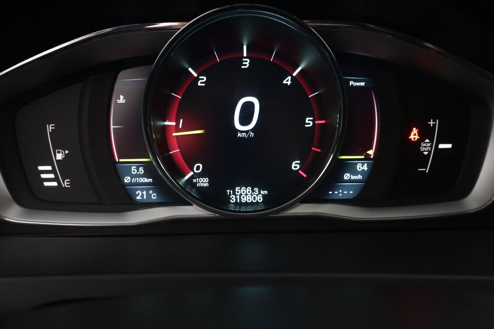 Volvo V60 2014 D4 Momentum - Juuri katsastettu | Vakkari | Webasto | Tutka | Läm. istuimet | Koukku | 2x renkaat