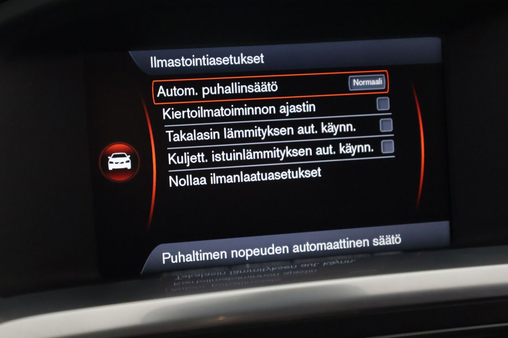Volvo V60 2014 D4 Momentum - Juuri katsastettu | Vakkari | Webasto | Tutka | Läm. istuimet | Koukku | 2x renkaat