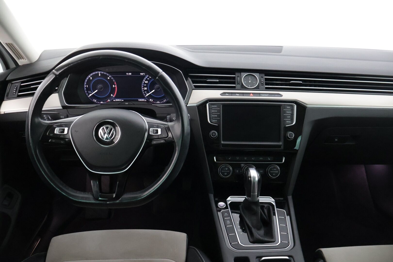 Volkswagen Passat 2017 Variant Highline 1,6 TDI 88 kW (120 hv) DSG-automaatti * Adapt.vakkari / Digimittari / Webasto / Carplay / Sähkökontti * - Suomi-auto / Jakopää tehty / Kahdet vanteet