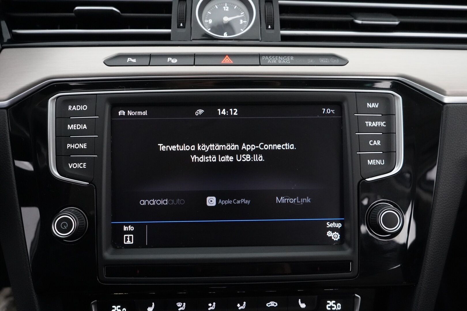 Volkswagen Passat 2017 Variant Highline 1,6 TDI 88 kW (120 hv) DSG-automaatti - ACC | Digimittaristo | Webasto | Apple Carplay | Sähkökontti | Suomi-auto | Jakopää tehty | Kahdet vanteet
