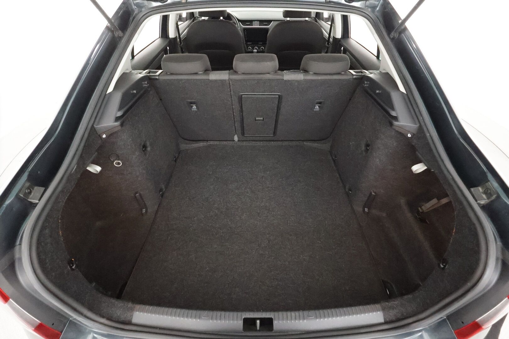 Skoda Octavia 2018 1,4 TSI Style Autom. * Vakkari / Webasto / P.tutkat / Keyless / LED / Apple&Android / Navi* - Suomi-auto / Kahdet Renkaat - HULLUT AVAJAISHULINAT KORKOTARJOUS 3,29 %