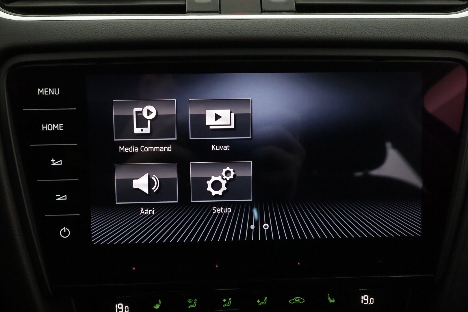 Skoda Octavia 2018 1,4 TSI Style Autom. * Vakkari / Webasto / P.tutkat / Keyless / LED / Apple&Android / Navi* - Suomi-auto / Kahdet Renkaat - HULLUT AVAJAISHULINAT KORKOTARJOUS 3,29 %