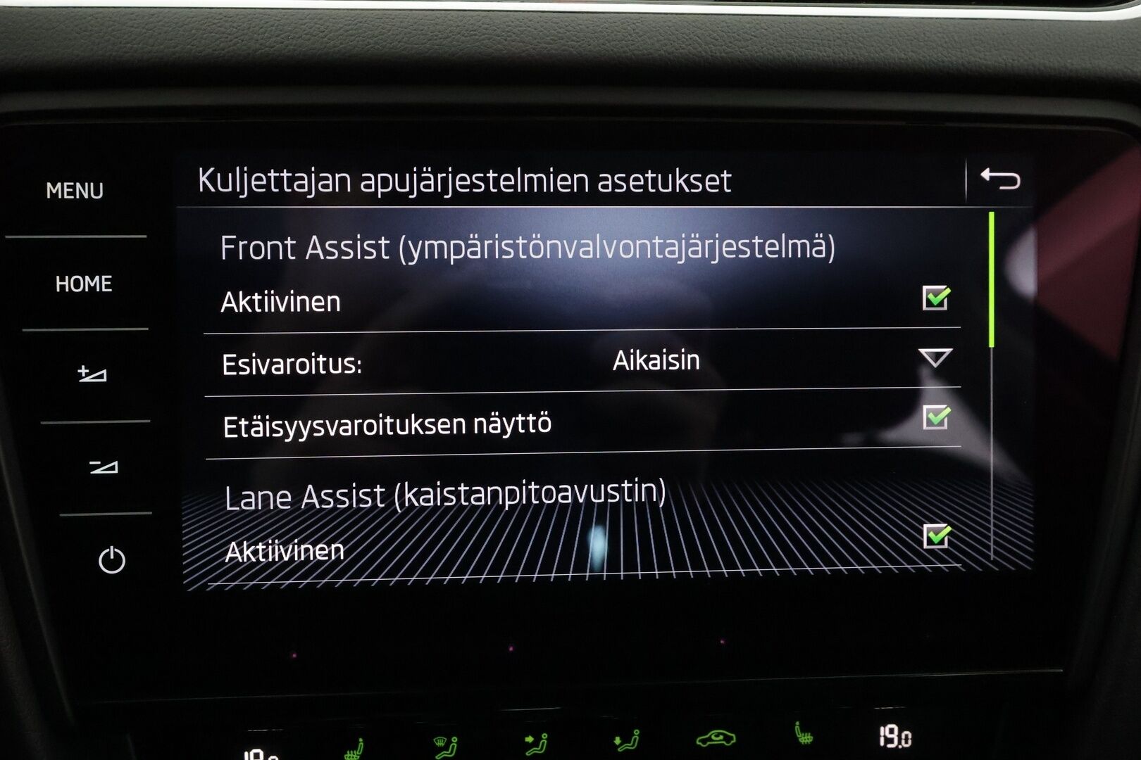 Skoda Octavia 2018 1,4 TSI Style Autom. * Vakkari / Webasto / P.tutkat / Keyless / LED / Apple&Android / Navi* - Suomi-auto / Kahdet Renkaat - HULLUT AVAJAISHULINAT KORKOTARJOUS 3,29 %