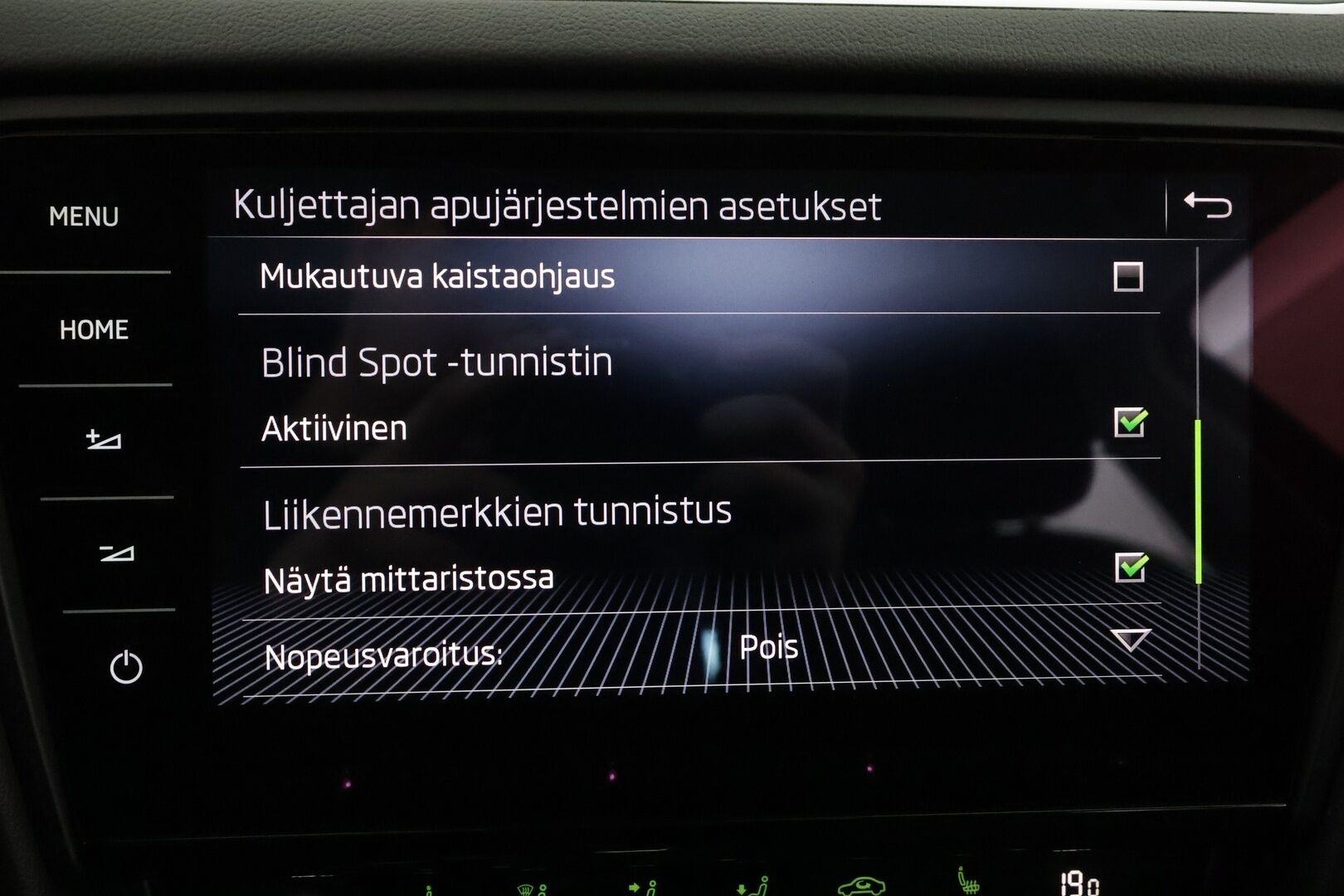 Skoda Octavia 2018 1,4 TSI Style Autom. * Vakkari / Webasto / P.tutkat / Keyless / LED / Apple&Android / Navi* - Suomi-auto / Kahdet Renkaat - HULLUT AVAJAISHULINAT KORKOTARJOUS 3,29 %