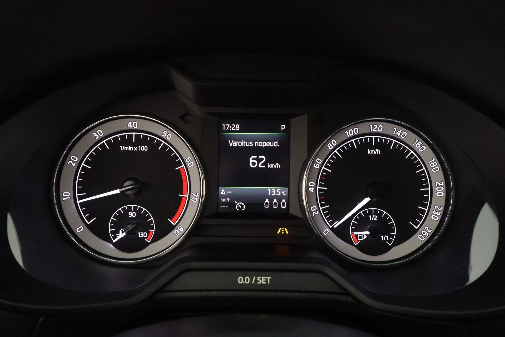 Skoda Octavia 2018 1,4 TSI Style Autom. * Vakkari / Webasto / P.tutkat / Keyless / LED / Apple&Android / Navi* - Suomi-auto / Kahdet Renkaat - HULLUT AVAJAISHULINAT KORKOTARJOUS 3,29 %