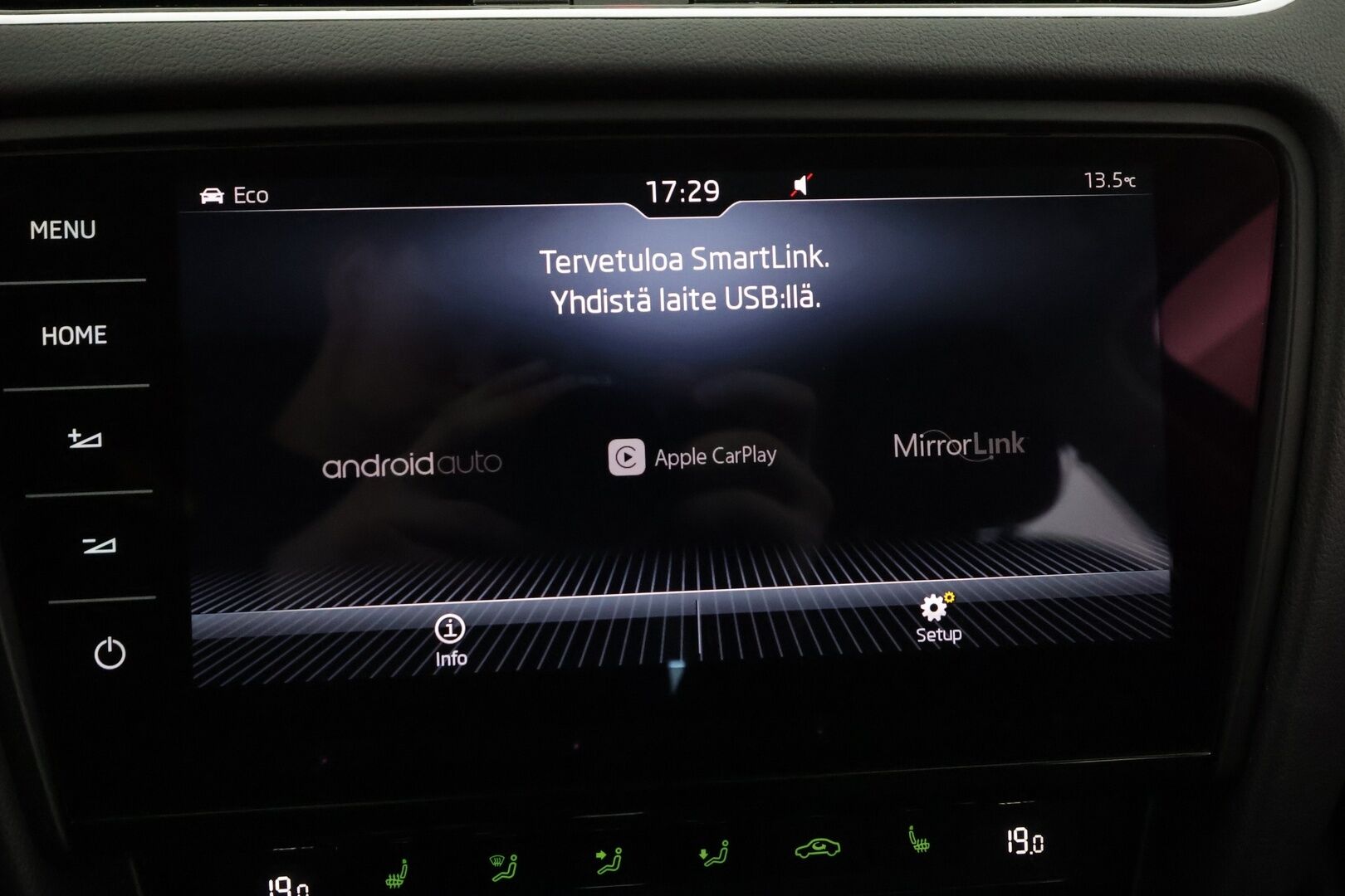 Skoda Octavia 2018 1,4 TSI Style Autom. * Vakkari / Webasto / P.tutkat / Keyless / LED / Apple&Android / Navi* - Suomi-auto / Kahdet Renkaat - HULLUT AVAJAISHULINAT KORKOTARJOUS 3,29 %