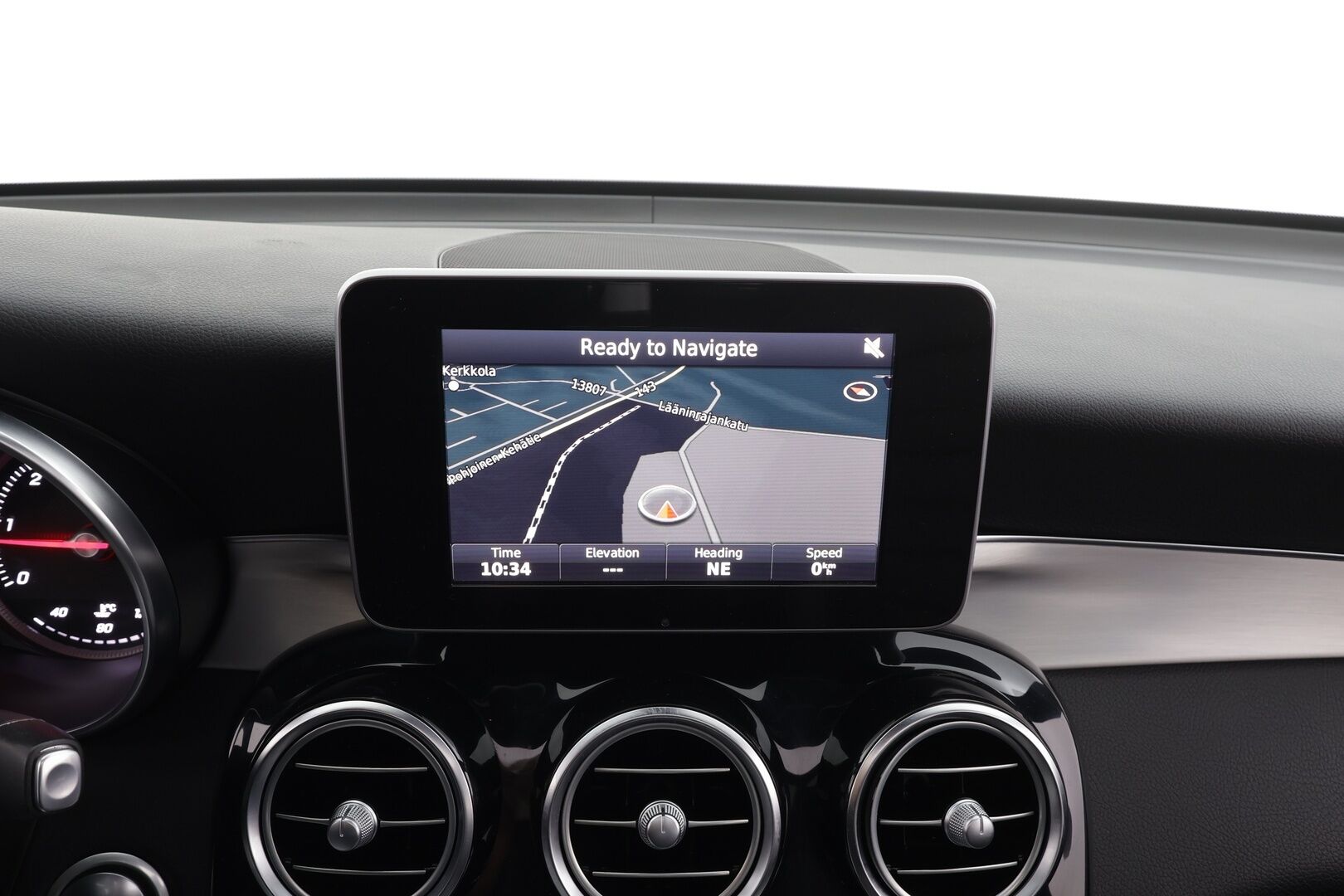 Mercedes-Benz GLC 2017 250 d Coupé 4Matic A Premium Business AMG * Burmester / Webasto / Koukku / ILS-LED / P.kamera / Sportnahat / Navi * - Lasikattoluukku / Suomi-auto / Kahdet renkaat