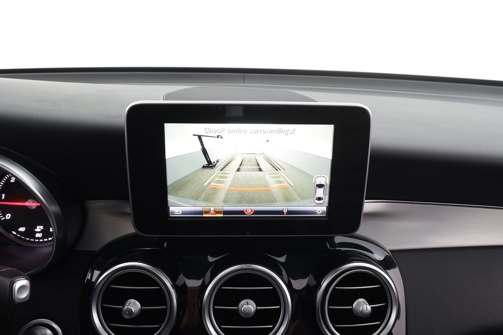 Mercedes-Benz GLC 2017 250 d Coupé 4Matic A Premium Business AMG * Burmester / Webasto / Koukku / ILS-LED / P.kamera / Sportnahat / Navi * - Lasikattoluukku / Suomi-auto / Kahdet renkaat