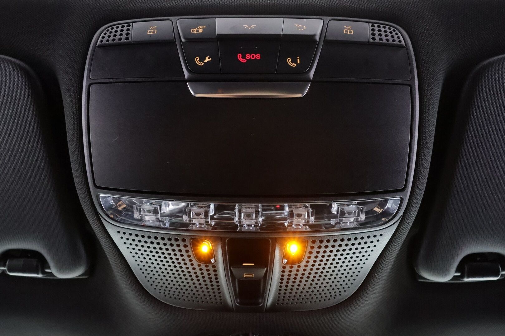 Mercedes-Benz GLC 2017 250 d Coupé 4Matic A Premium Business AMG * Burmester / Webasto / Koukku / ILS-LED / P.kamera / Sportnahat / Navi * - Lasikattoluukku / Suomi-auto / Kahdet renkaat