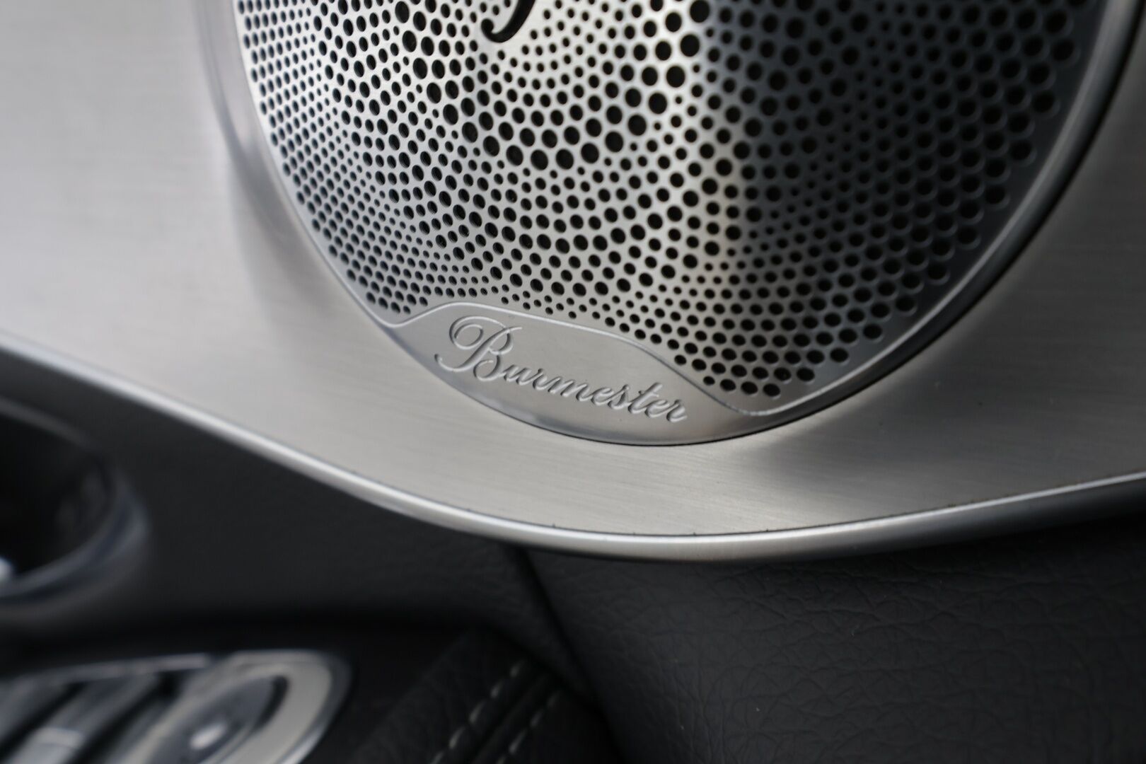 Mercedes-Benz GLC 2017 250 d Coupé 4Matic A Premium Business AMG * Burmester / Webasto / Koukku / ILS-LED / P.kamera / Sportnahat / Navi * - Lasikattoluukku / Suomi-auto / Kahdet renkaat