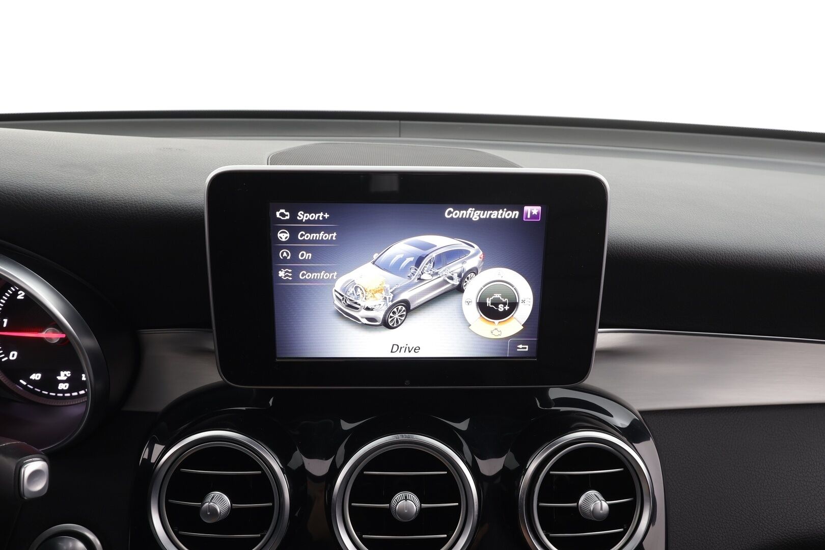 Mercedes-Benz GLC 2017 250 d Coupé 4Matic A Premium Business AMG * Burmester / Webasto / Koukku / ILS-LED / P.kamera / Sportnahat / Navi * - Lasikattoluukku / Suomi-auto / Kahdet renkaat