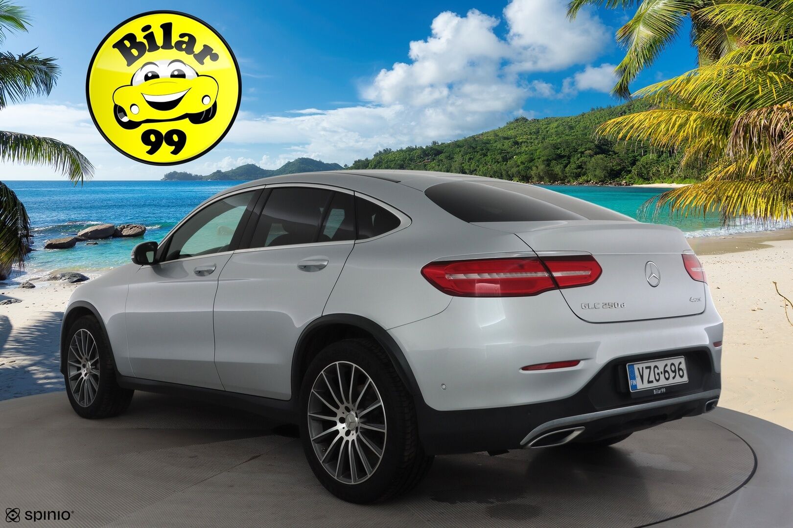 Mercedes-Benz GLC 2017 250 d Coupé 4Matic A Premium Business AMG * Burmester / Webasto / Koukku / ILS-LED / P.kamera / Sportnahat / Navi * - Lasikattoluukku / Suomi-auto / Kahdet renkaat