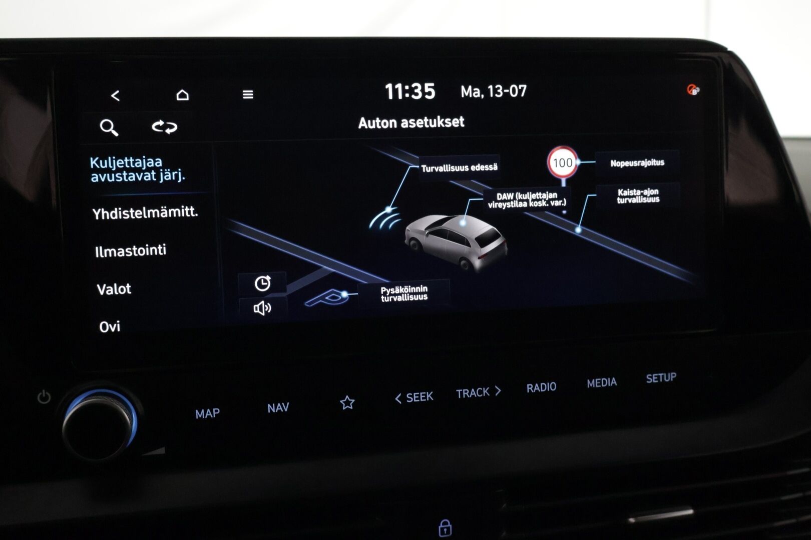 Hyundai i20 Hatchback 2021 1.0 T-GDi 120 hv 48V Hybrid 7DCT-aut. Style - Suomi-auto | 2x merkkirenkaat | Lohko- + sisälämppärit | Vakkari | Ratinlämmitin | Bose | Peruutuskamera | Carplay