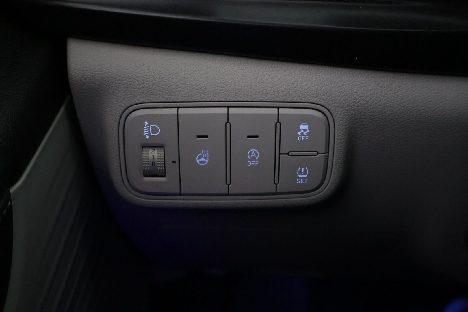 Hyundai i20 Hatchback 2021 1.0 T-GDi 120 hv 48V Hybrid 7DCT-aut. Style - Suomi-auto | 2x merkkirenkaat | Lohko- + sisälämppärit | Vakkari | Ratinlämmitin | Bose | Peruutuskamera | Carplay