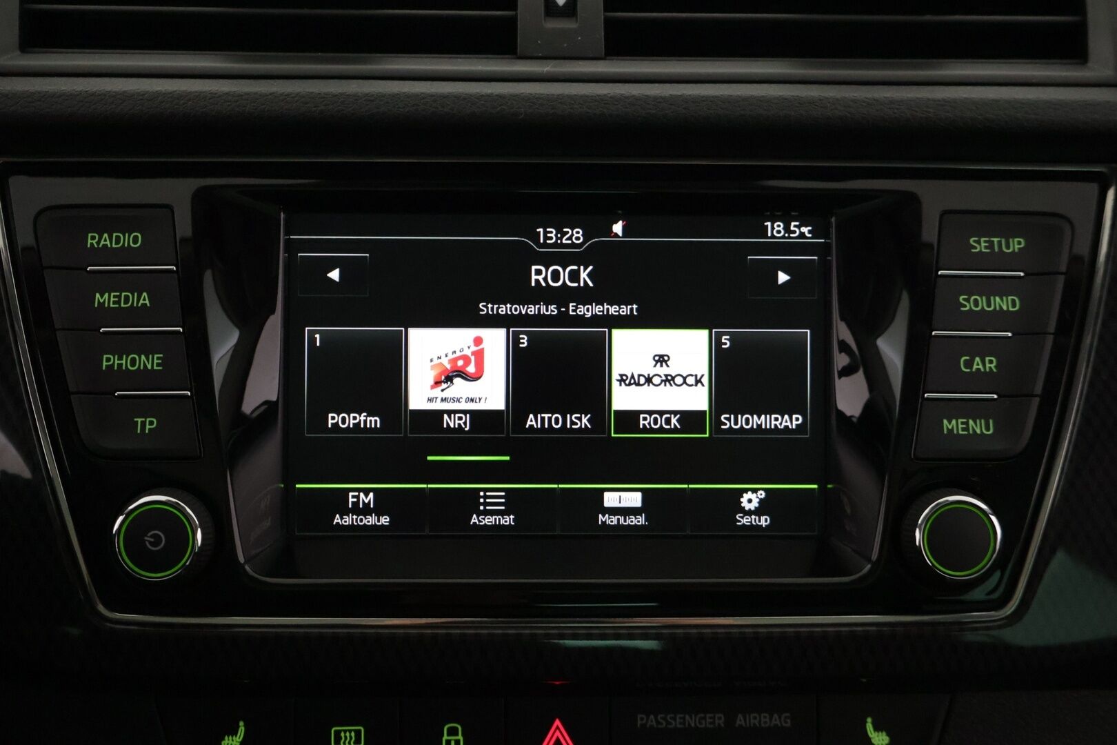 Skoda Fabia 2017 Combi 1,2 TSI 110 Monte Carlo *Panoraama / Keyless / Xenon / Tutkat / Lohko+Sisälämmitin* - * Suomi-auto / Kahdet renkaat vanteineen *