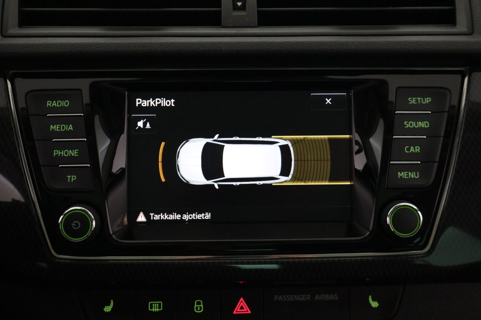 Skoda Fabia 2017 Combi 1,2 TSI 110 Monte Carlo *Panoraama / Keyless / Xenon / Tutkat / Lohko+Sisälämmitin* - * Suomi-auto / Kahdet renkaat vanteineen * - HULLU BLACKWEEK KORKOTARJOUS 2,49%