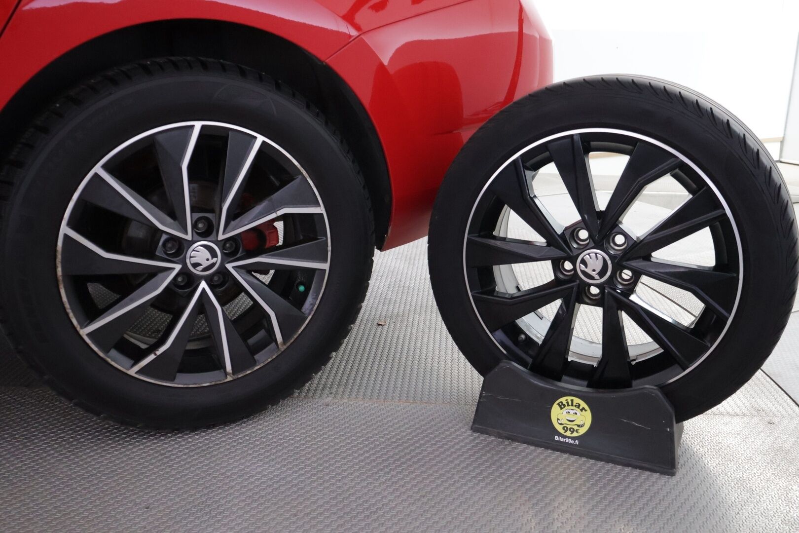 Skoda Fabia 2017 Combi 1,2 TSI 110 Monte Carlo *Panoraama / Keyless / Xenon / Tutkat / Lohko+Sisälämmitin* - * Suomi-auto / Kahdet renkaat vanteineen *