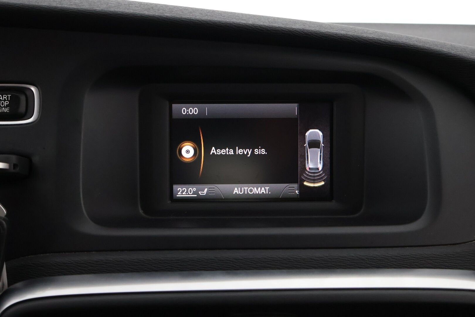 Volvo V40 Cross Country 2017 T3 Momentum - Suomiauto / Facelift / Vetokoukku / High Performance Audio / Vakkari / Lohko / Peruutustutka / Jakopää tehty!
