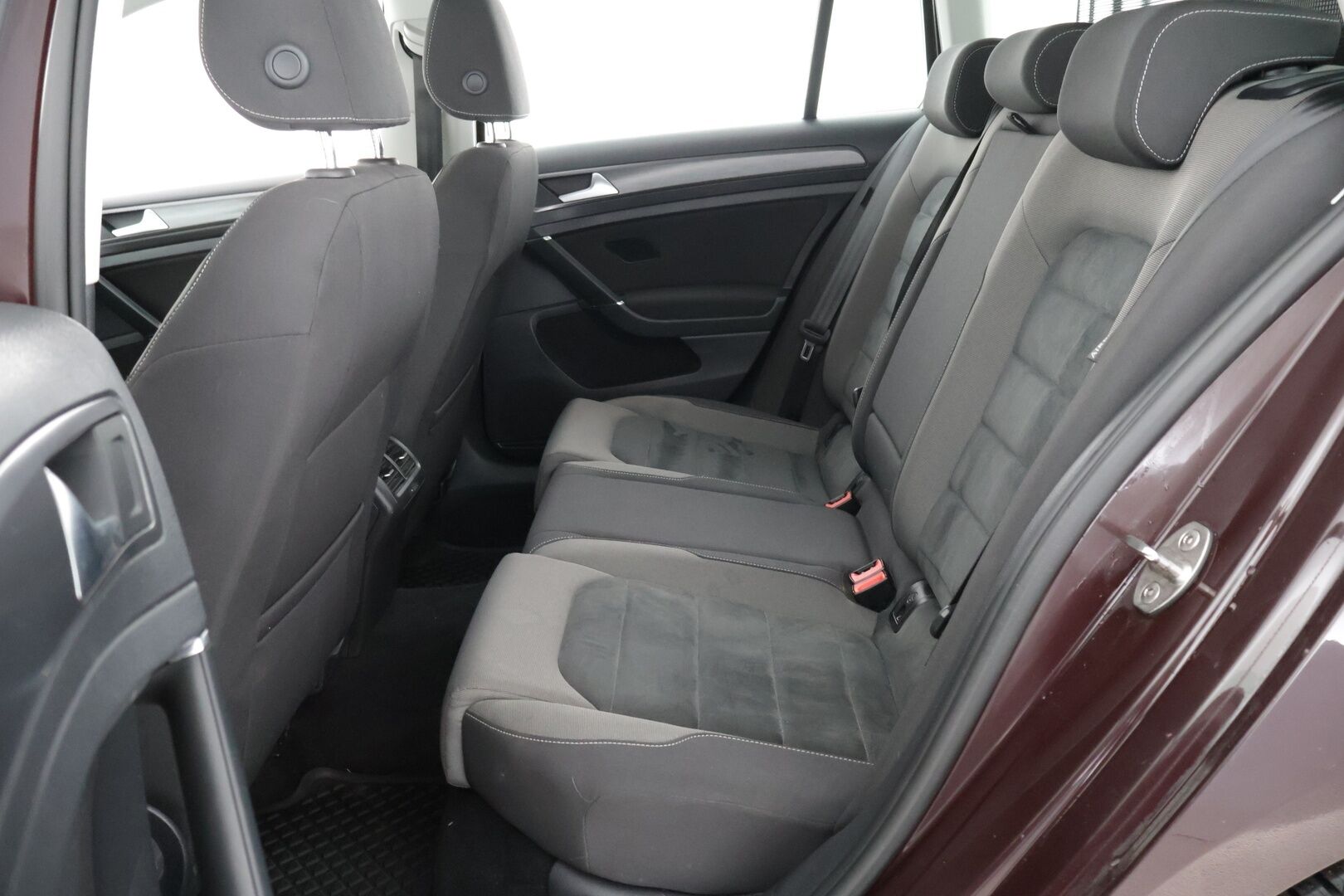 Volkswagen Golf 2017 Variant Comfortline 1,5 TSI EVO 96 kW (130 hv) BLUEMOTION DSG-automaatti **Suomi-auto / ACC / Hierovat istuimet - Suomi-auto / Hierovat etu-istuimet / ACC